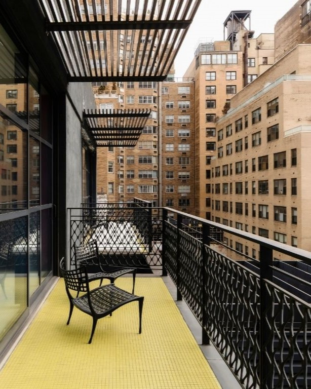 Balcón con vistas a la ciudad de Nueva York 
